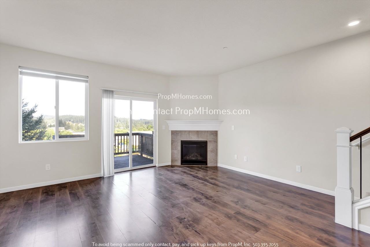 13024 Se 156th Ave - Photo 2 of 25