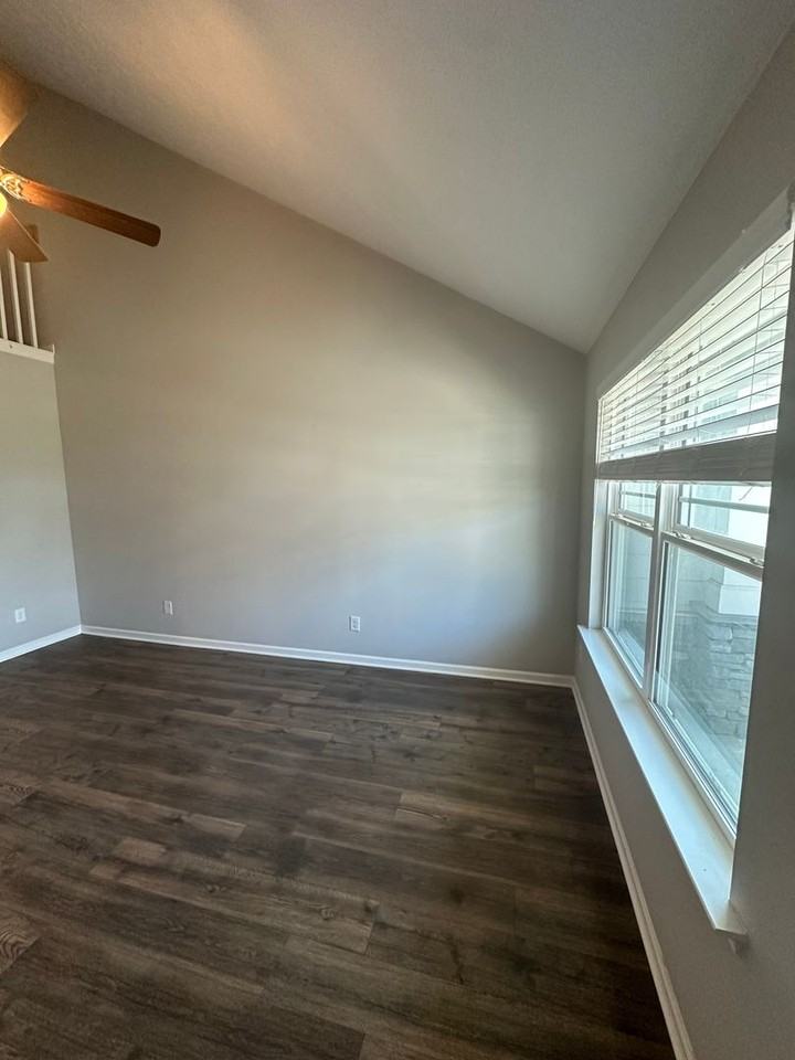 5216 Normandy Cob Dr - Photo 4 of 31