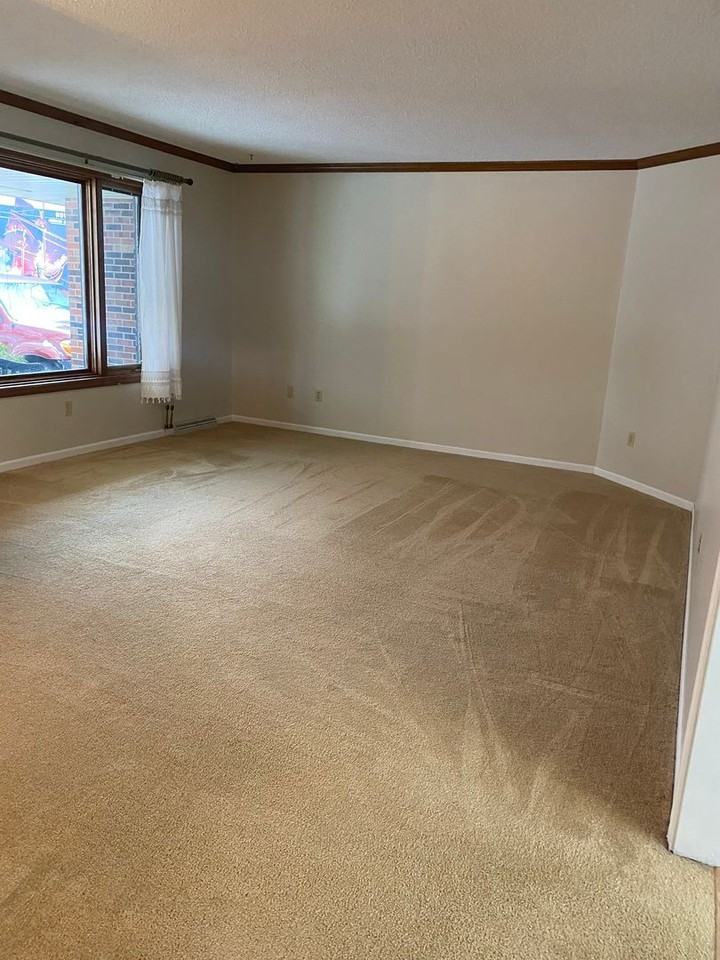 2182 S El Centro Ct - Photo 2 of 22