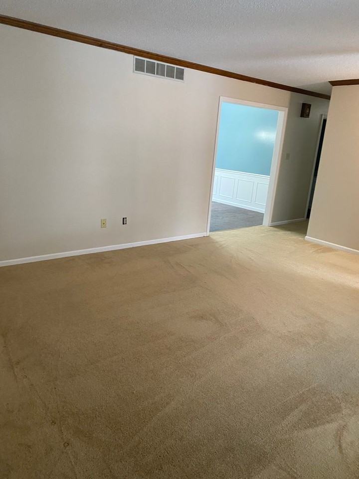 2182 S El Centro Ct - Photo 3 of 22