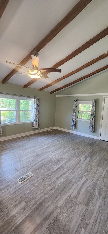 152 Lakeshire Dr - Photo 4 of 16