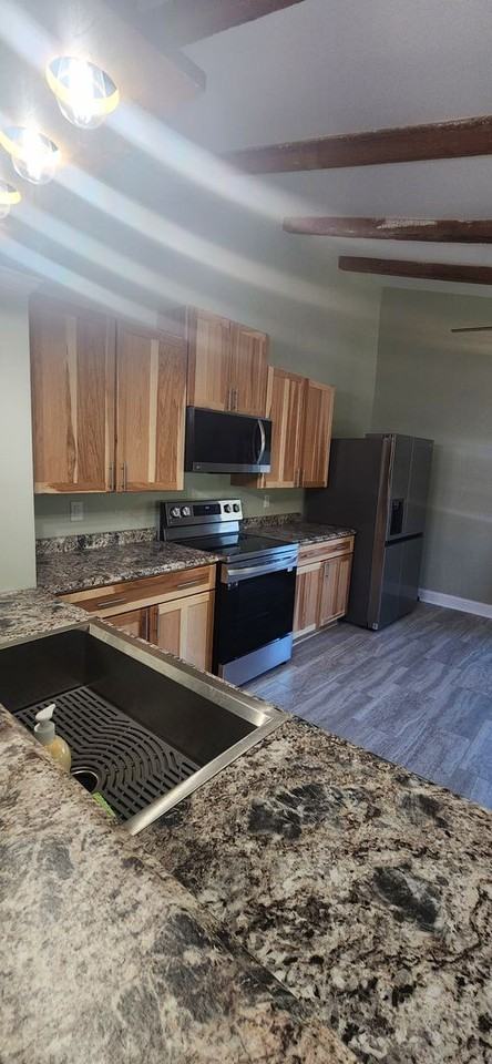 152 Lakeshire Dr - Photo 6 of 16