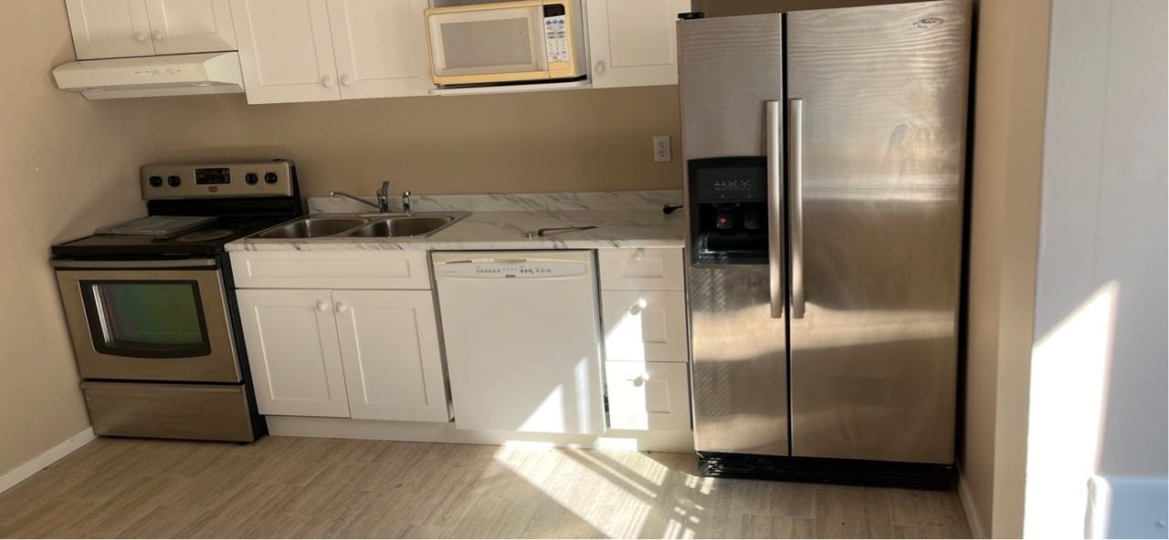 760 Rae St #1 - Photo 3 of 8