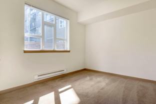 128 State St S - Photo 1 of 1