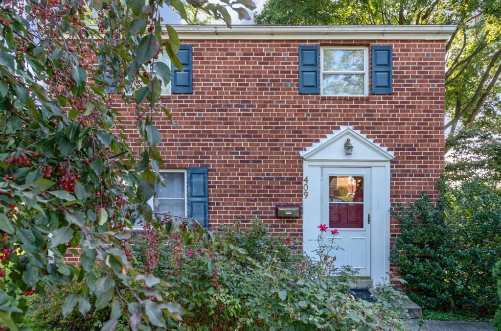 409 Hillside Rd - Photo 3 of 28