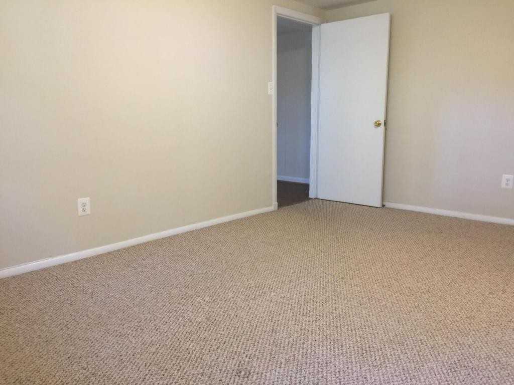 3414 17th St N ##Apt - Photo 4 of 25