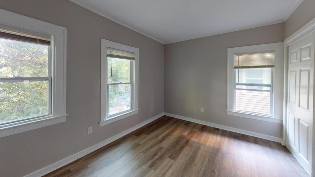 116 Ridgeway Ave - Photo 4 of 8