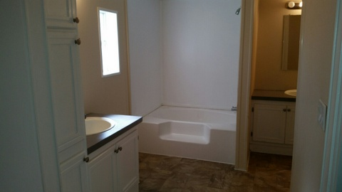 1000 Lucy Ln - Photo 3 of 7