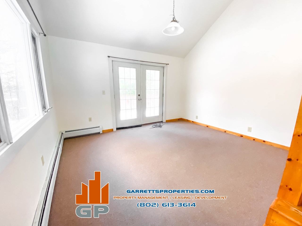 142 W Hill Rd - Photo 2 of 9