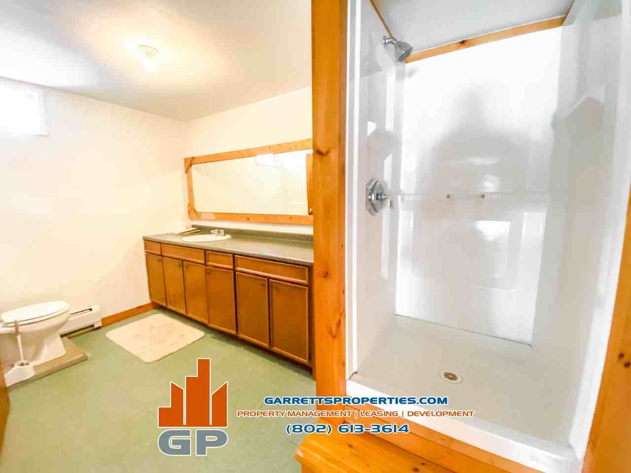 142 W Hill Rd - Photo 3 of 9