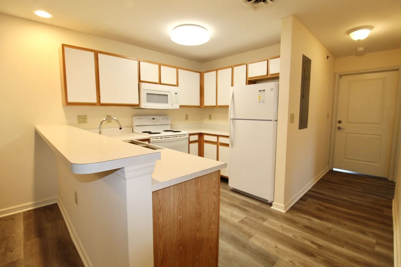 515 #202 - Photo 2 of 11