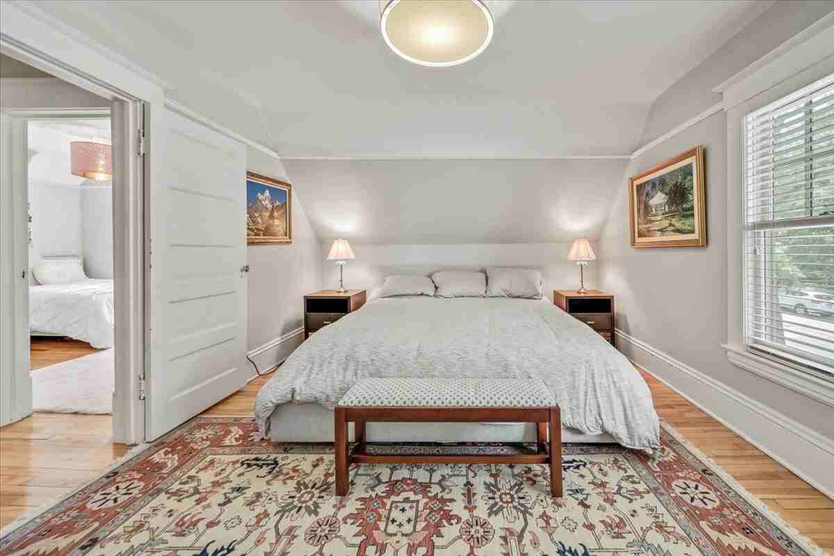 4411 Vincent Ave S - Photo 2 of 46