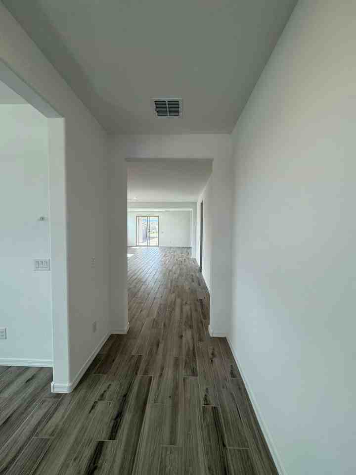 4340 W Bradshaw Creek Ln - Photo 6 of 19
