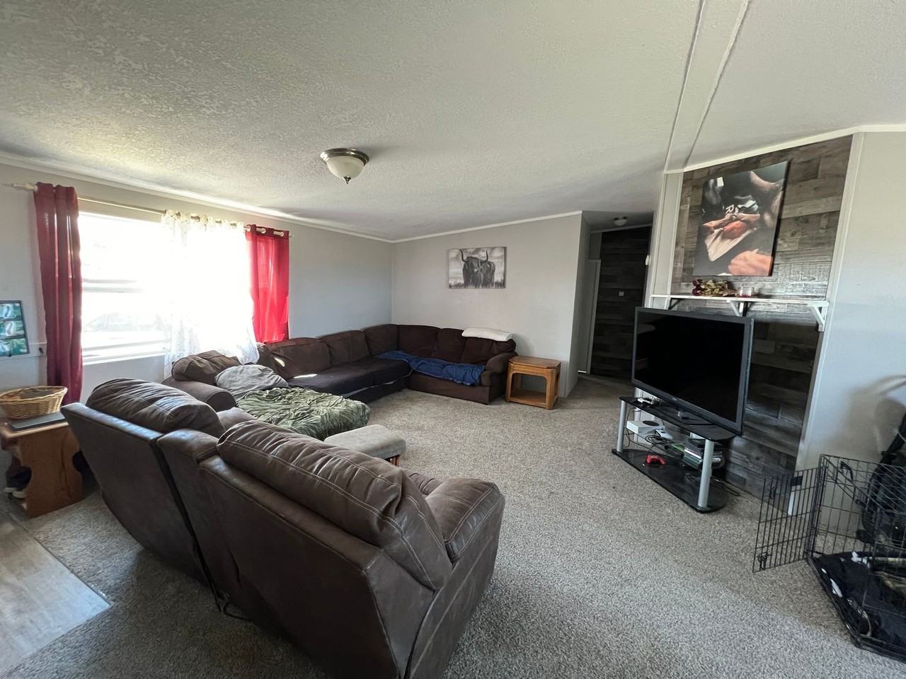 110 W Highland Ave - Photo 2 of 24