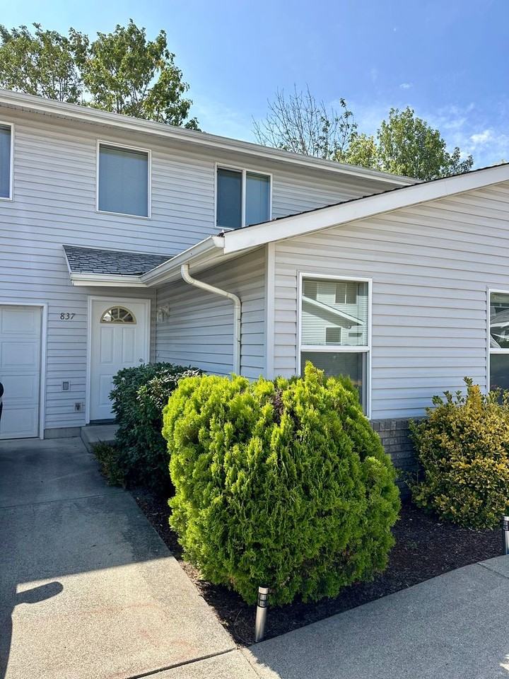 837 Morse Ave Sw