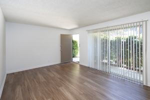 featured image of 2150 Thomas Avenue