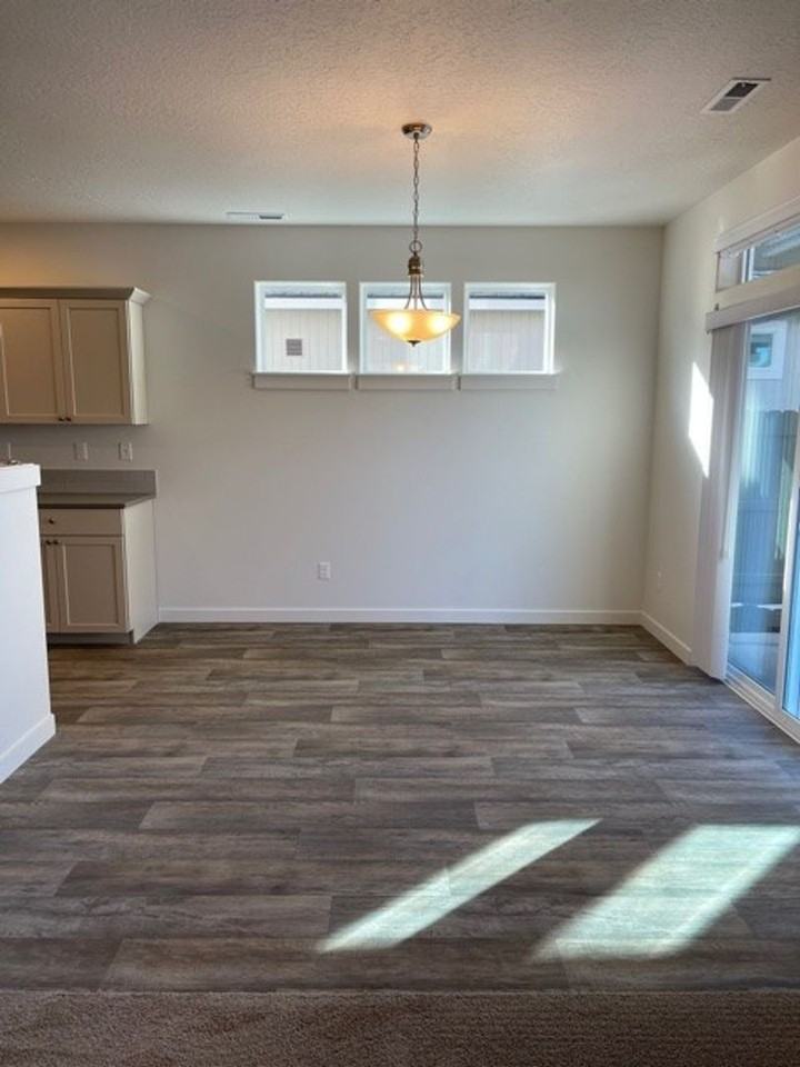 2483 Nw Jackpine Ln - Photo 6 of 22