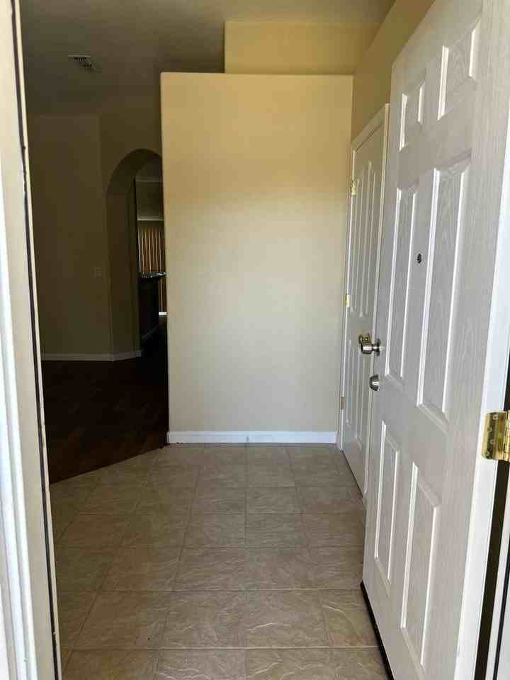 2029 Pisa Cir - Photo 3 of 26