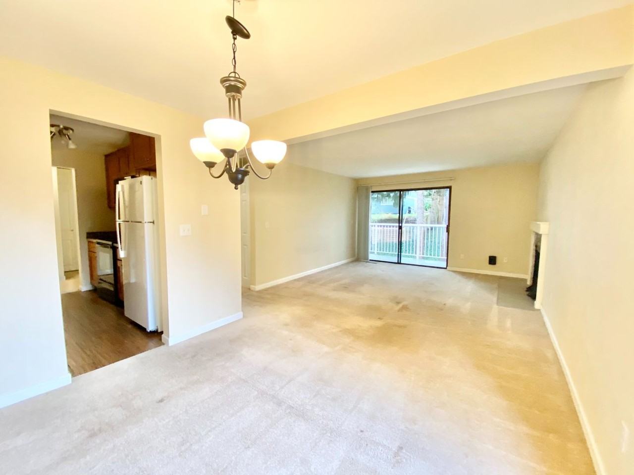 9805 Ne 124th St #104 - Photo 4 of 15