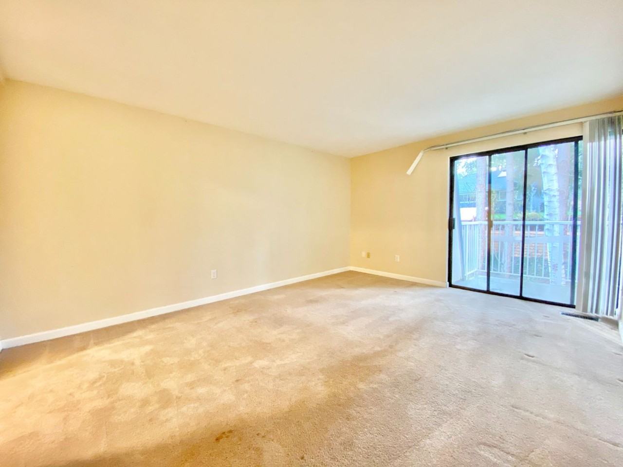 9805 Ne 124th St #104 - Photo 7 of 15