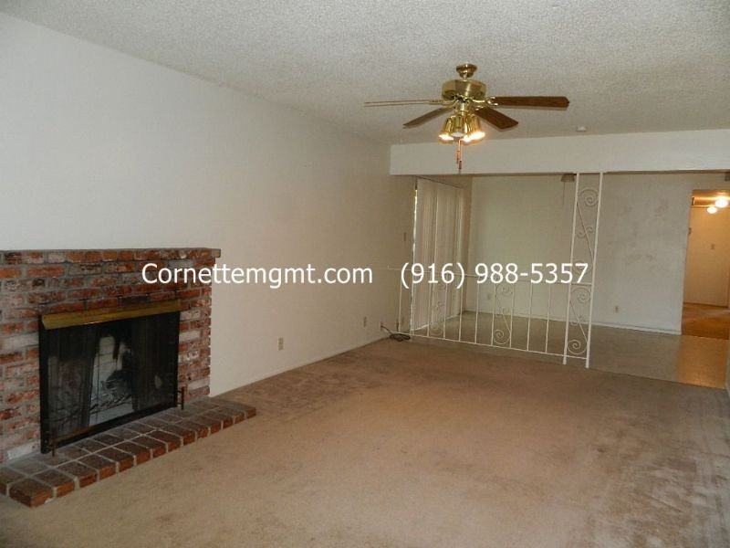 2737 El Caprice Dr - Photo 2 of 12