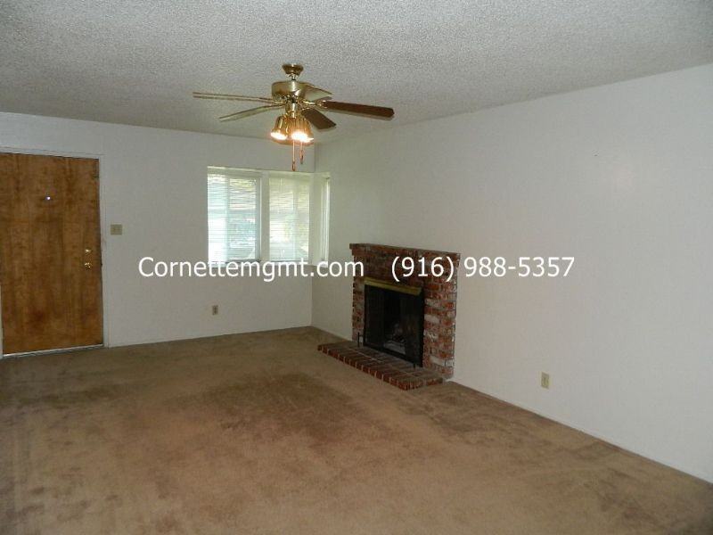 2737 El Caprice Dr - Photo 3 of 12