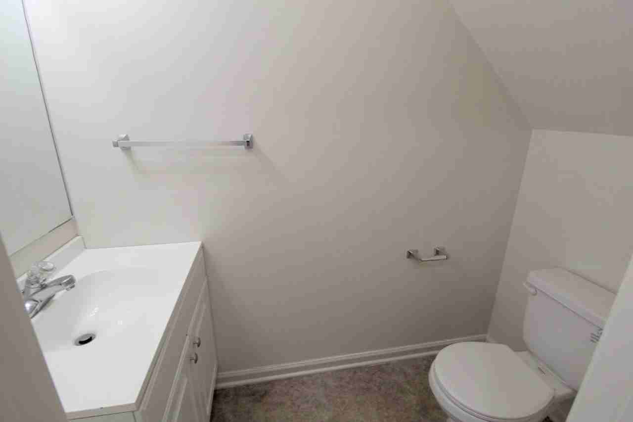 1326 Devon Ln - Photo 3 of 18