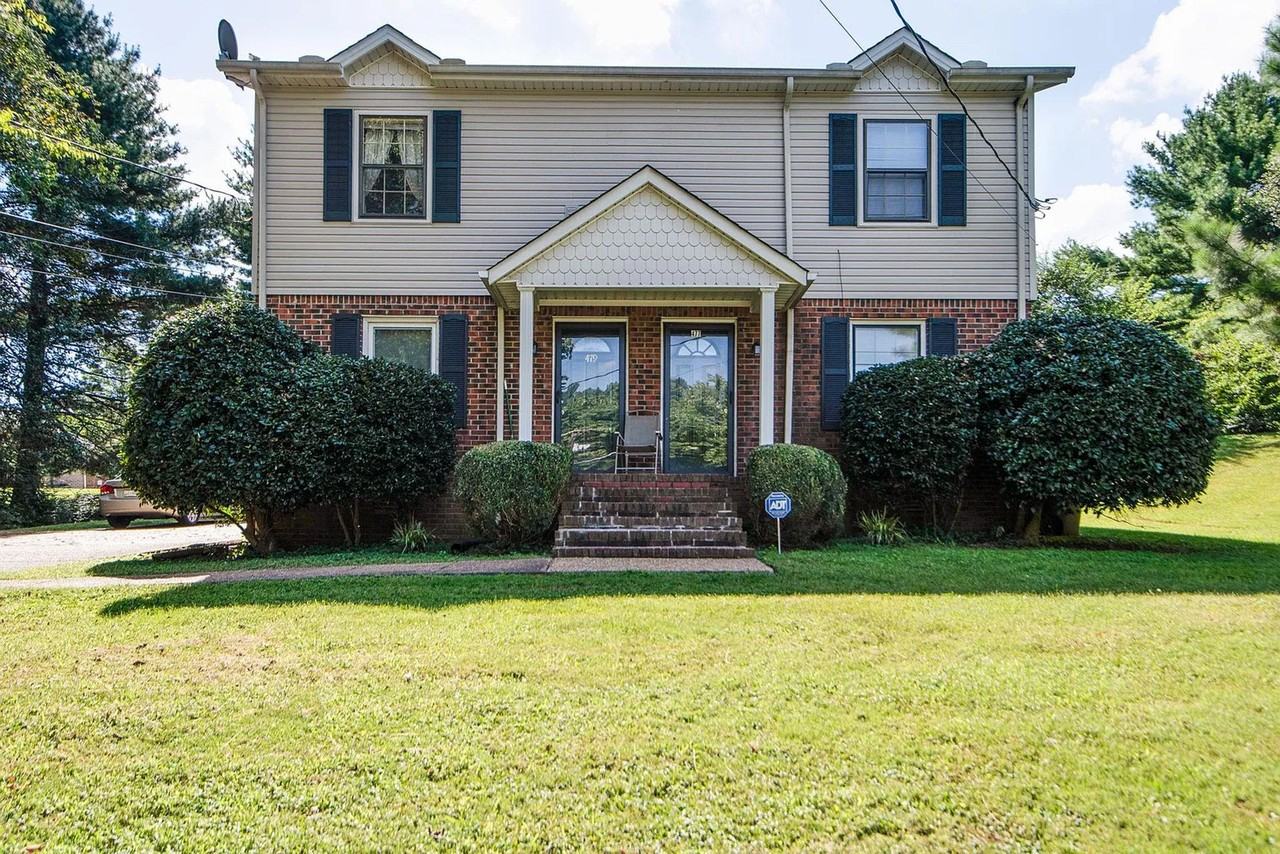 479 Ellenwood Dr - Photo 2 of 14