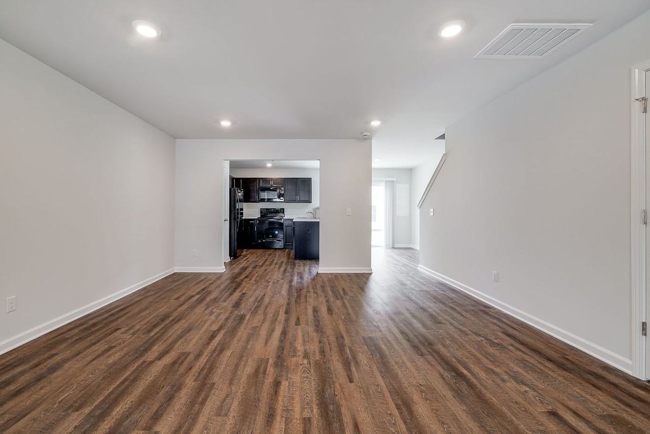 43 Red Robin Ct - Photo 7 of 29