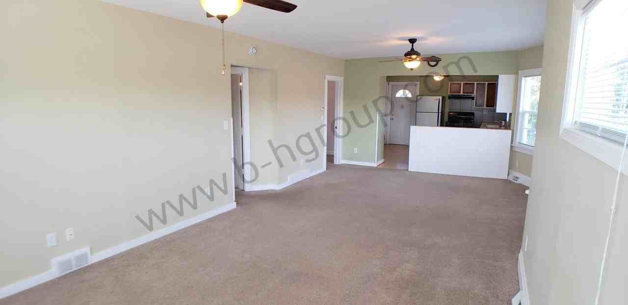 2510 48th St - Photo 2 of 15