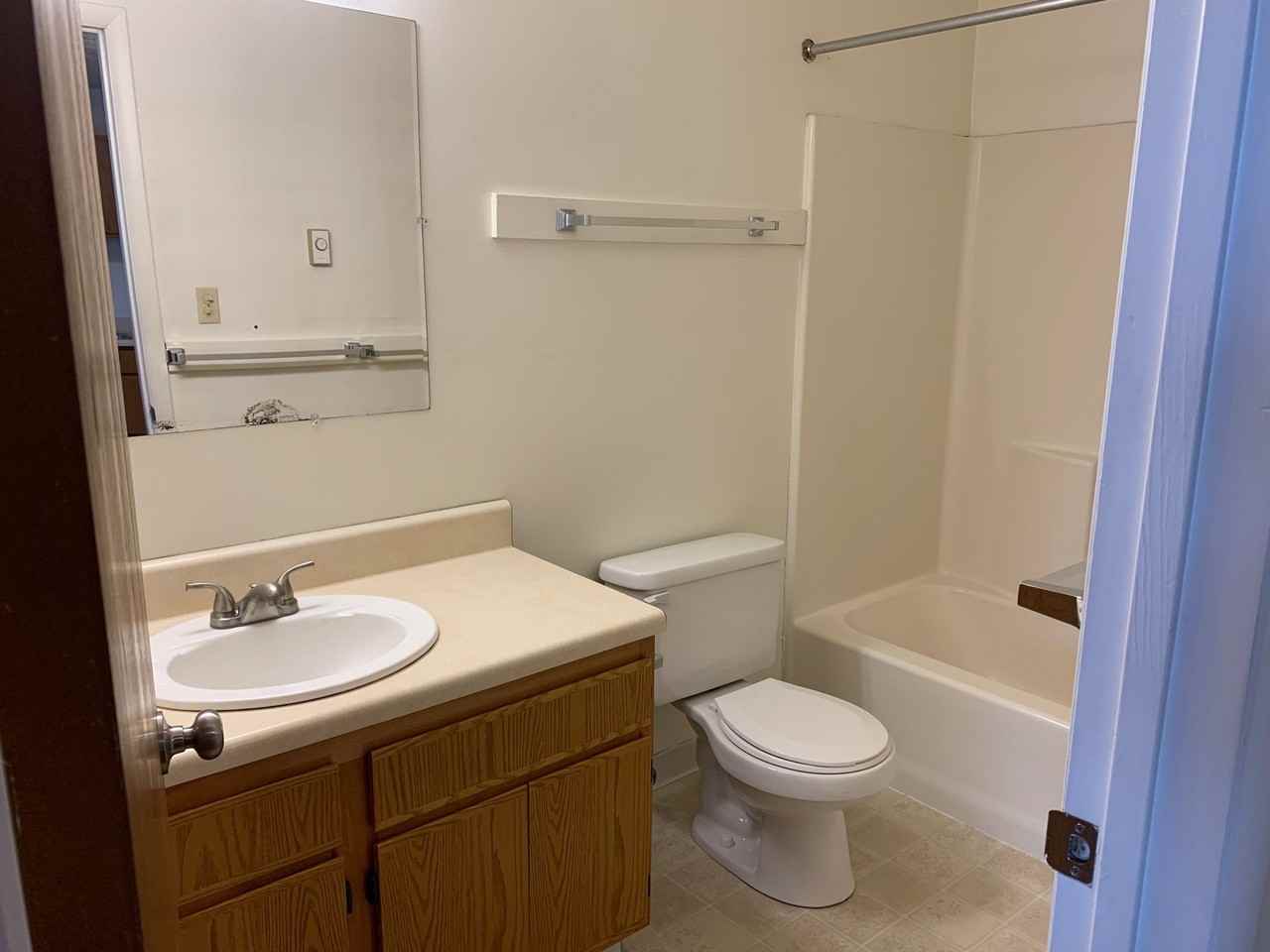 1227 Maple St #1227-01 - Photo 5 of 8