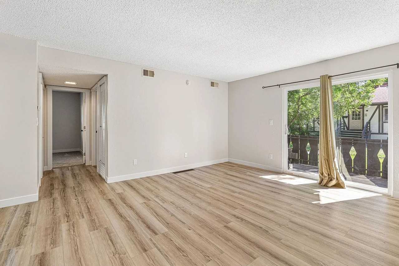 3250 Oneal Cir #D15 - Photo 2 of 24