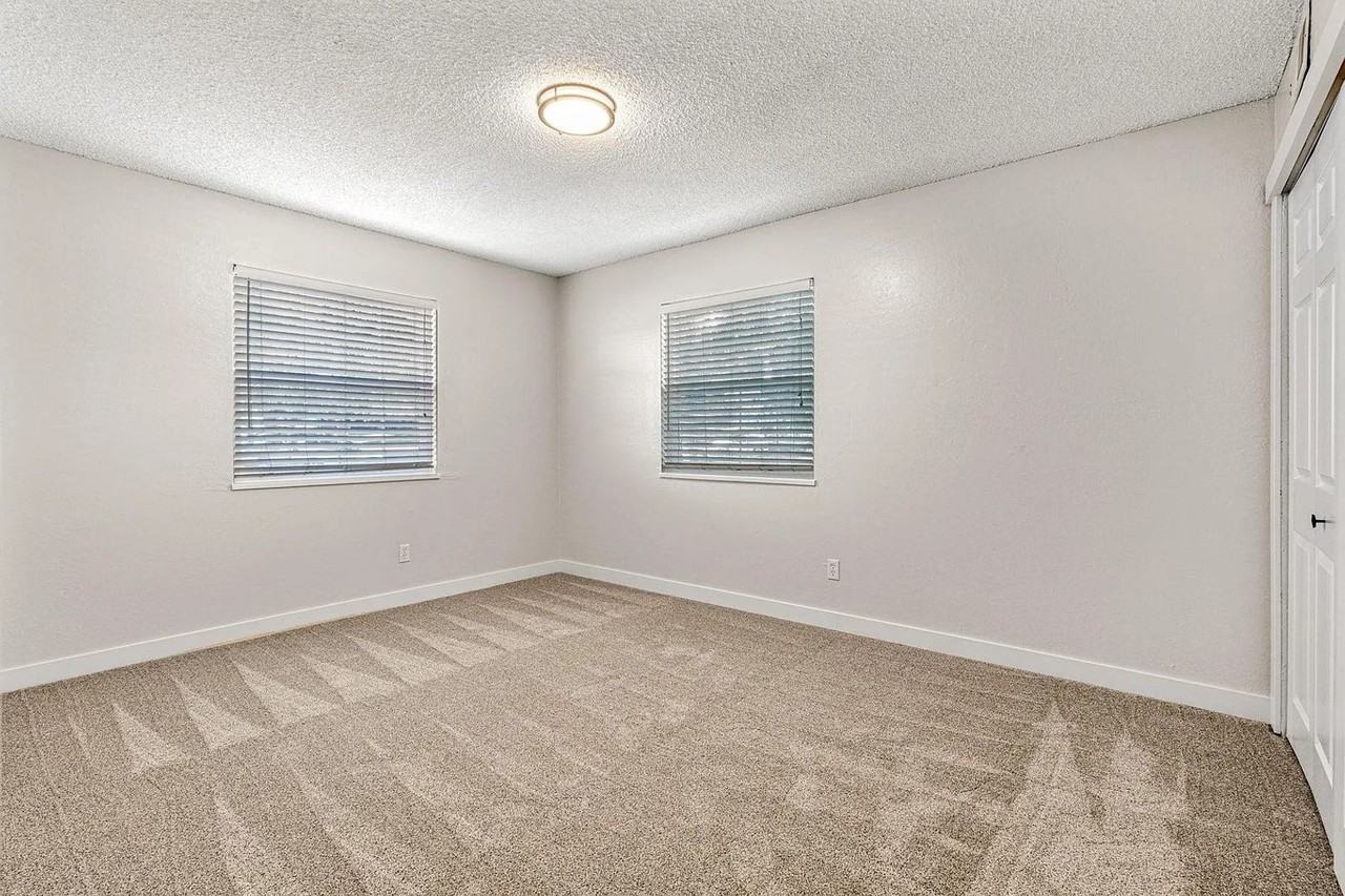 3250 Oneal Cir #D15 - Photo 6 of 24