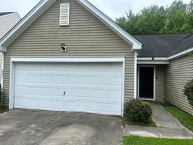 626 English Oak Cir - Photo 1 of 1
