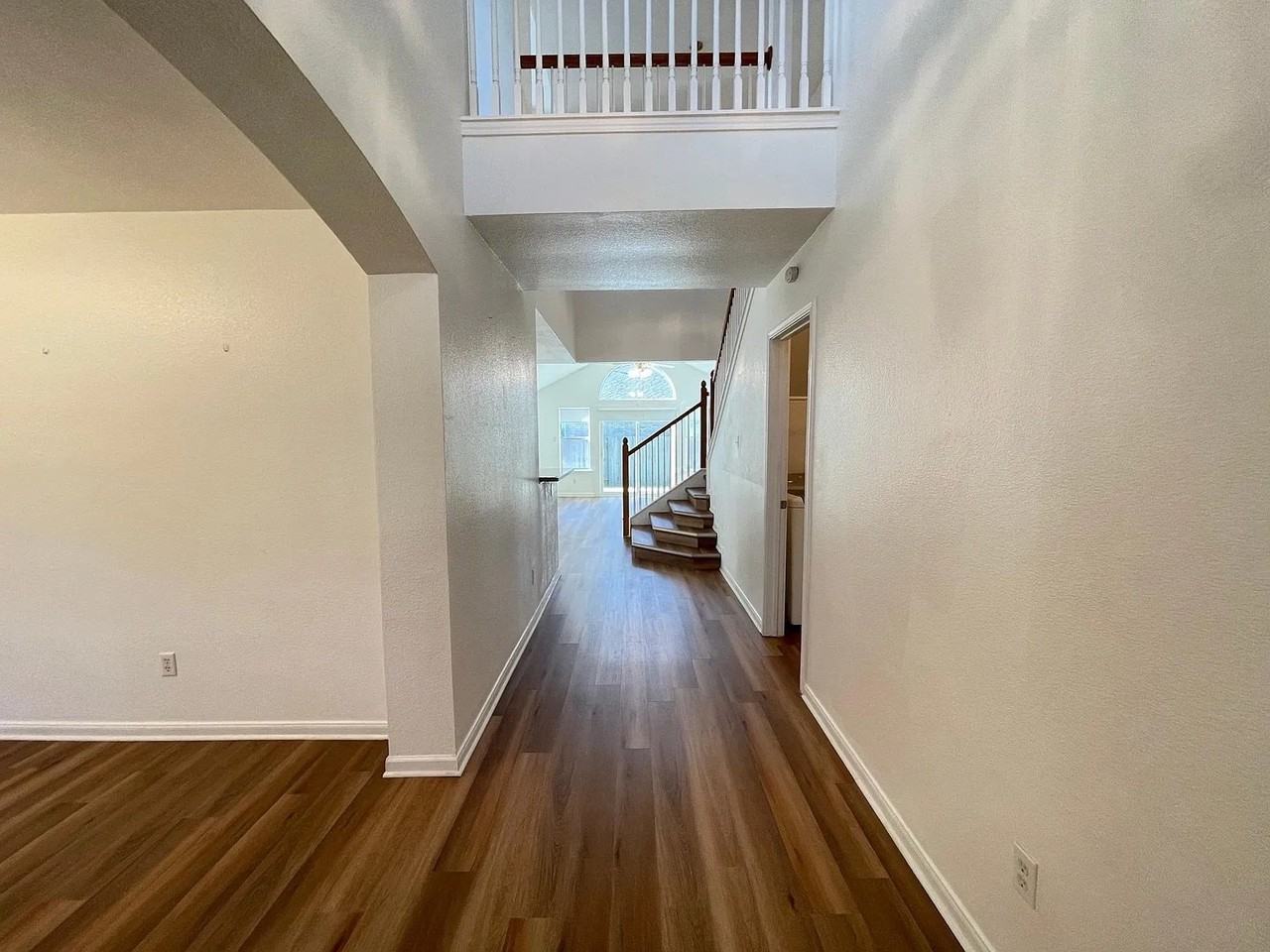 9001 Wildwater Way - Photo 2 of 19