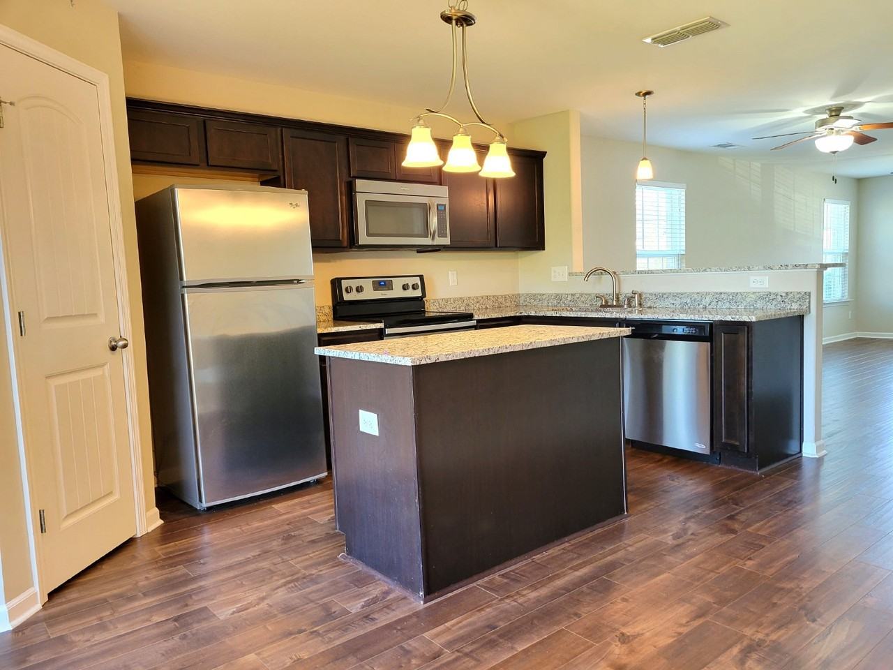 143 Cobblestone Place Dr - Photo 6 of 18