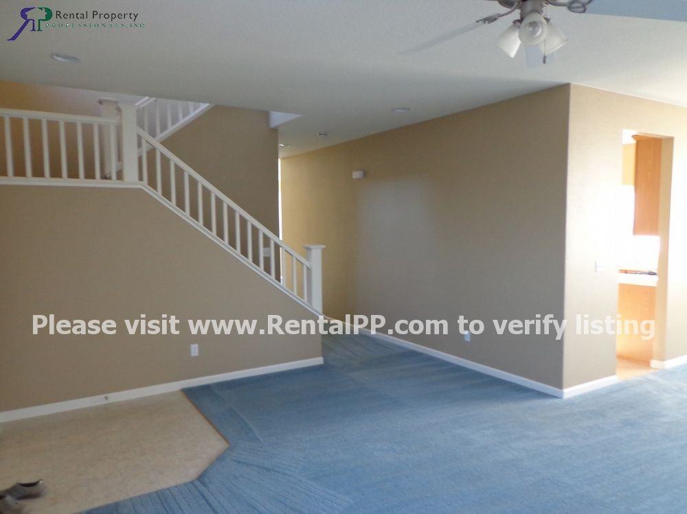 1660 Brookglen Dr - Photo 3 of 19