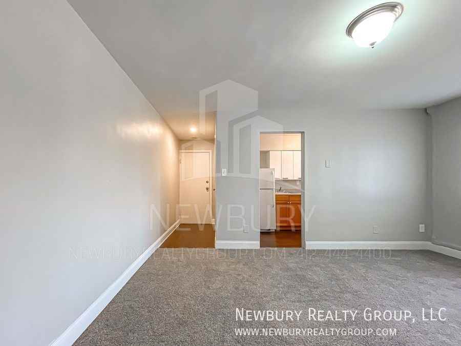 313 San Juan Dr Apt 1 - Photo 5 of 34