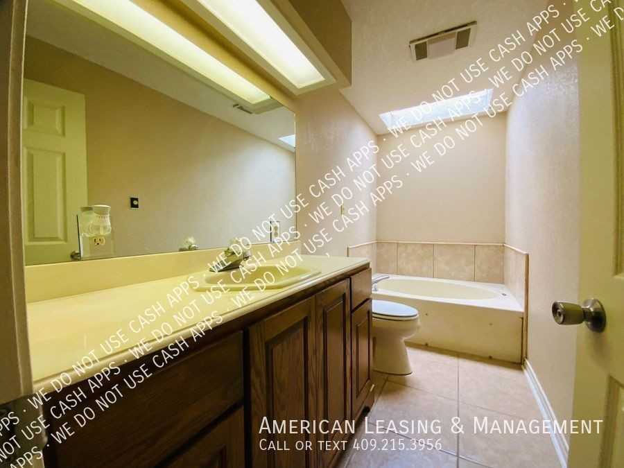 20 Pinewood Cir - Photo 3 of 15