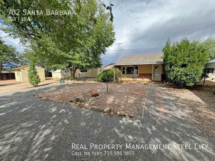 702 Santa Barbara Ave - Photo 2 of 13