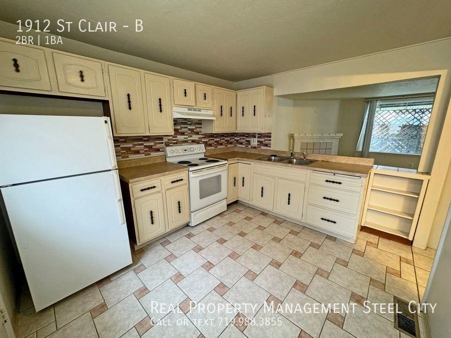 1912 Saint Clair Ave #B - Photo 3 of 12