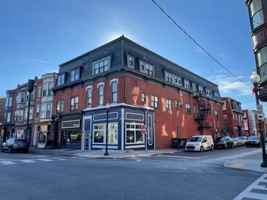 featured image of 275 Herr St #12