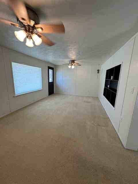 818 N Edgewater St #NA - Photo 2 of 11