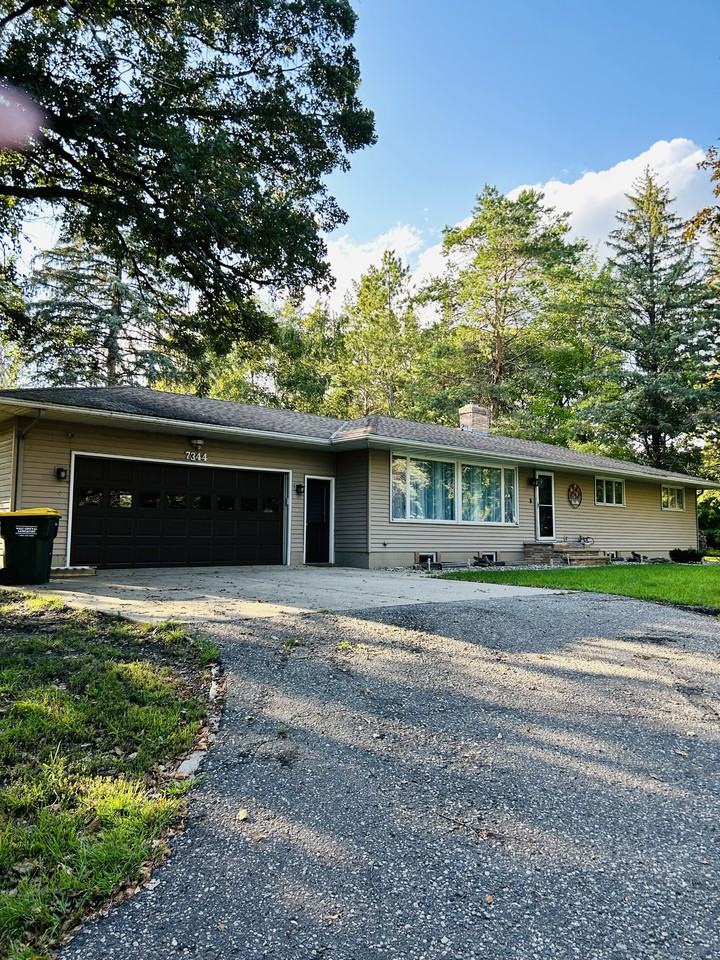 7344 26th St Ne #NA - Photo 2 of 14