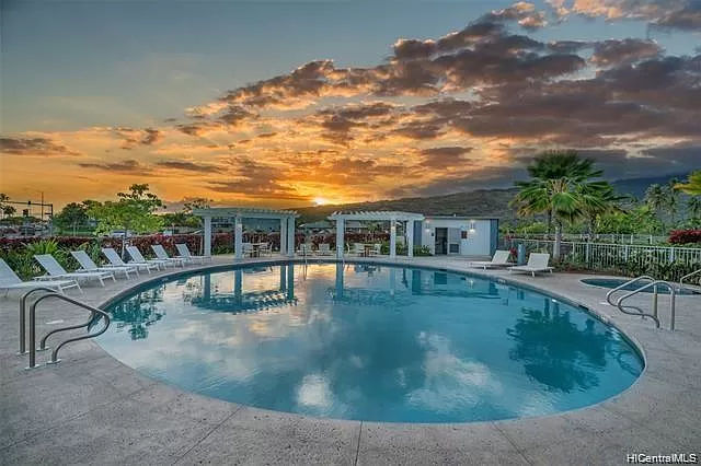 7000 Hawaii Kai Dr #3308 - Photo 5 of 10