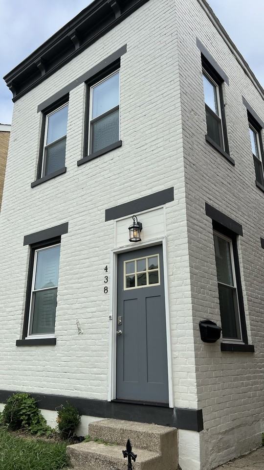 438 Linden Street - Photo 2 of 20