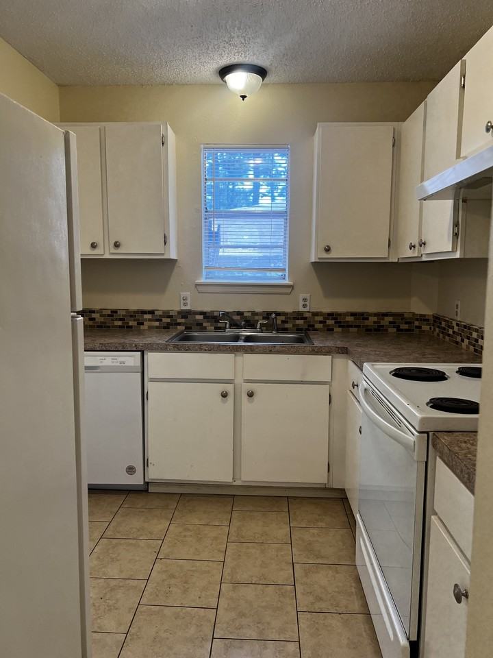 Countryside Estates - Photo 2 of 8