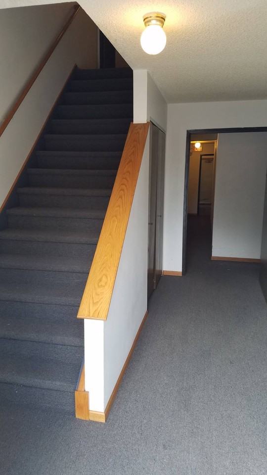 W 4th St 2422 - Photo 3 of 3