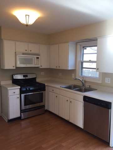 24W450 Arrow Ct - Photo 3 of 20