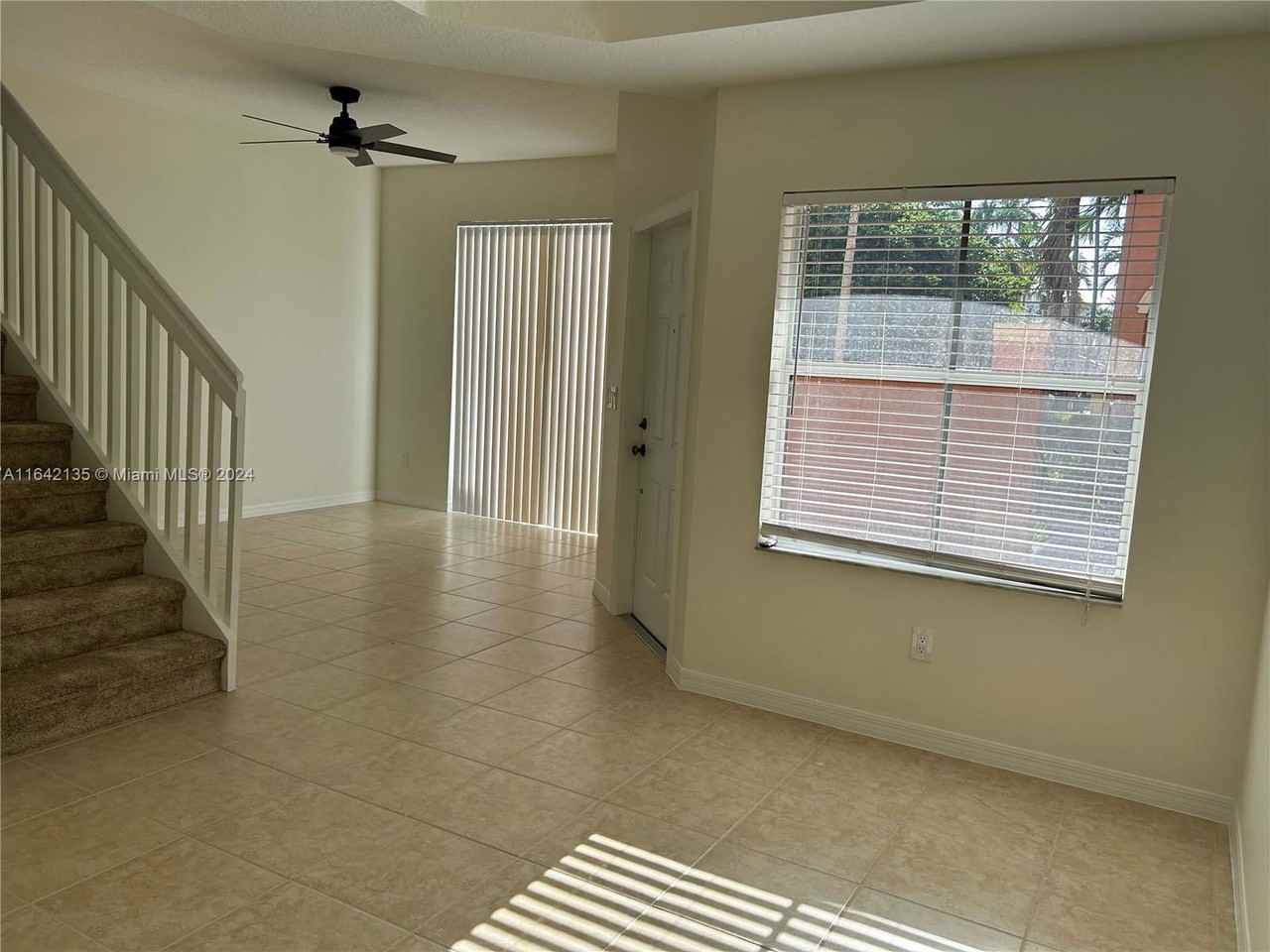 4918 Spinnaker Dr #5009 - Photo 2 of 8